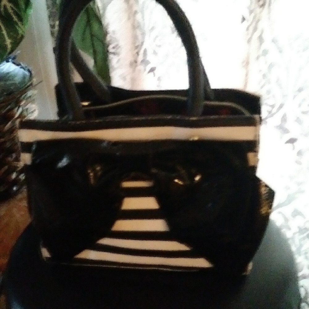 Black and white small purse